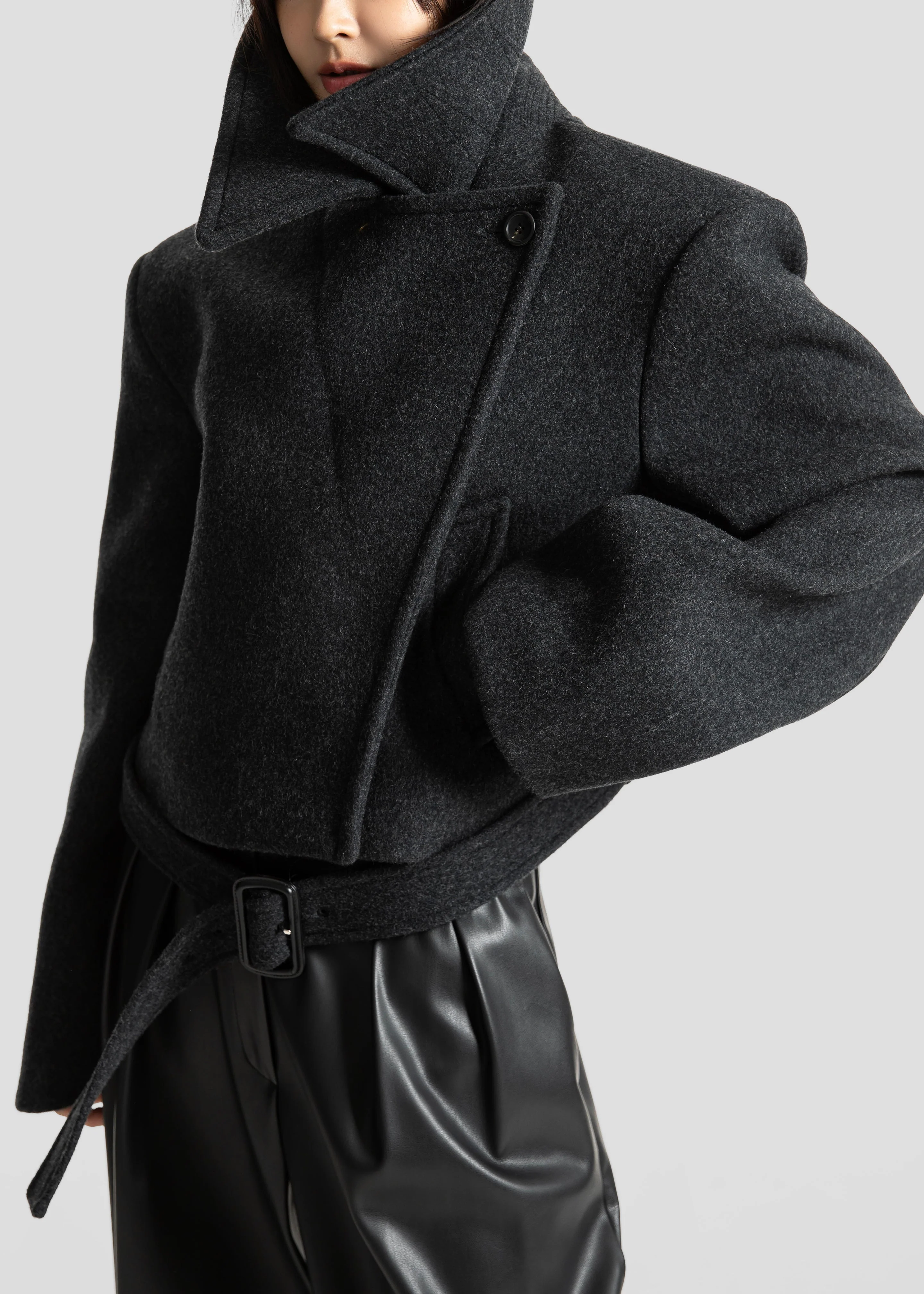Aumale Cropped Wool Peacoat - Charcoal - Image 3