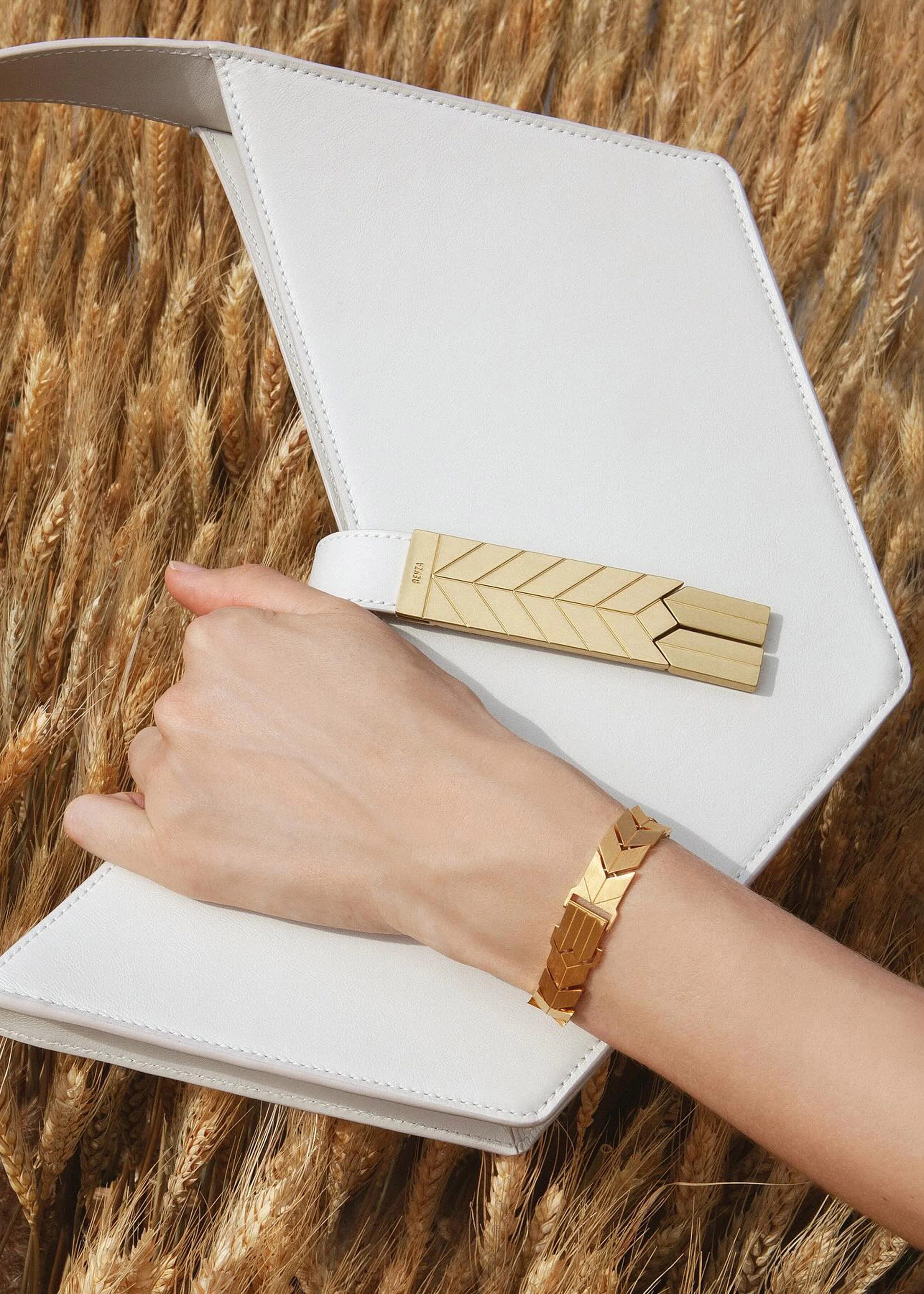Bevza Flat Spikelet Bracelet - Gold - Image 3