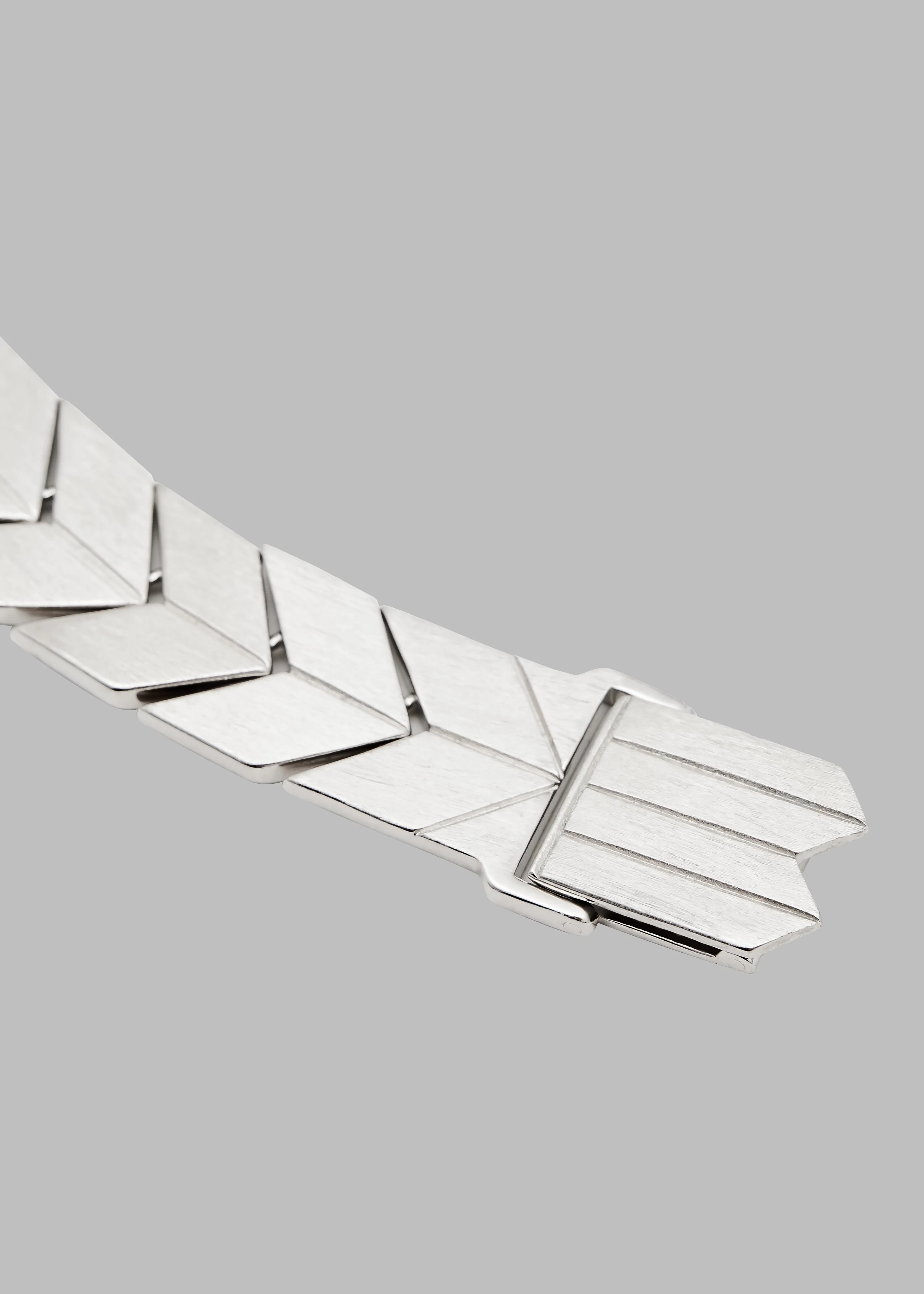Bevza Flat Spikelet Bracelet - Steel Grey - Image 5