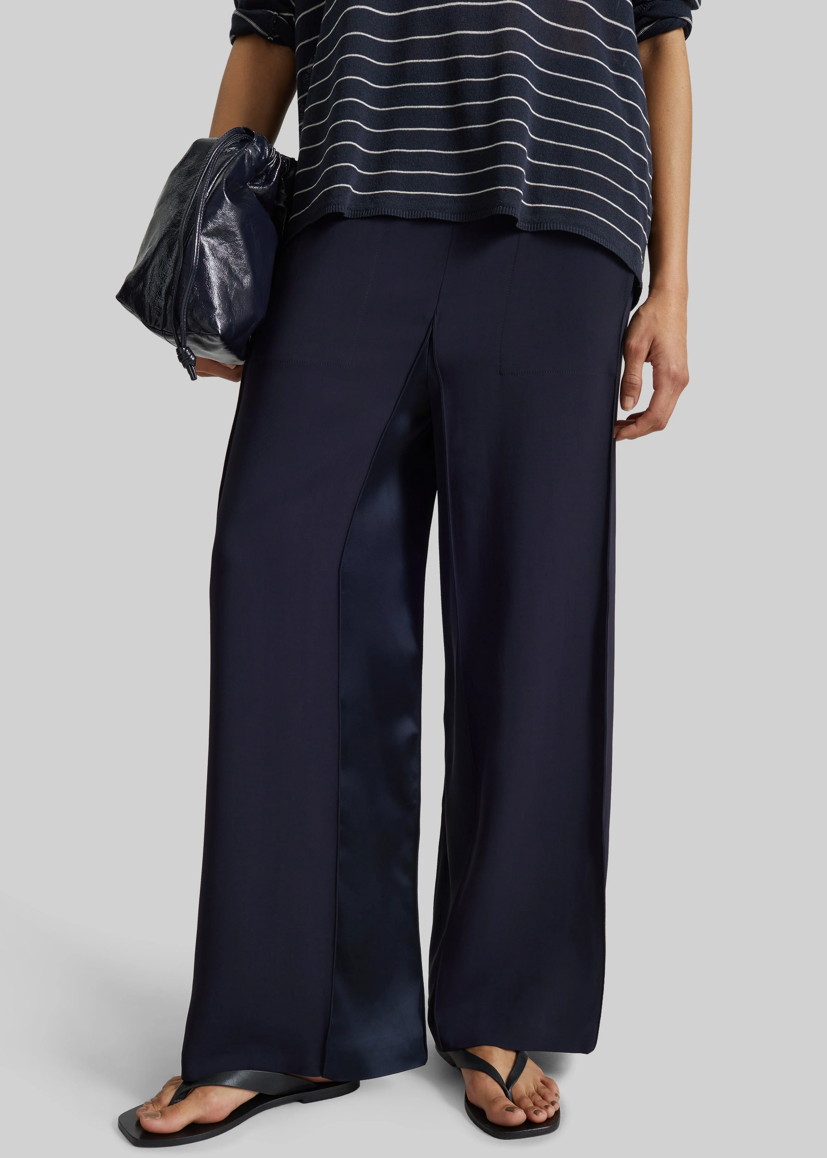 Bevza Wide Leg Culottes - Dark Ink Navy - Image 4