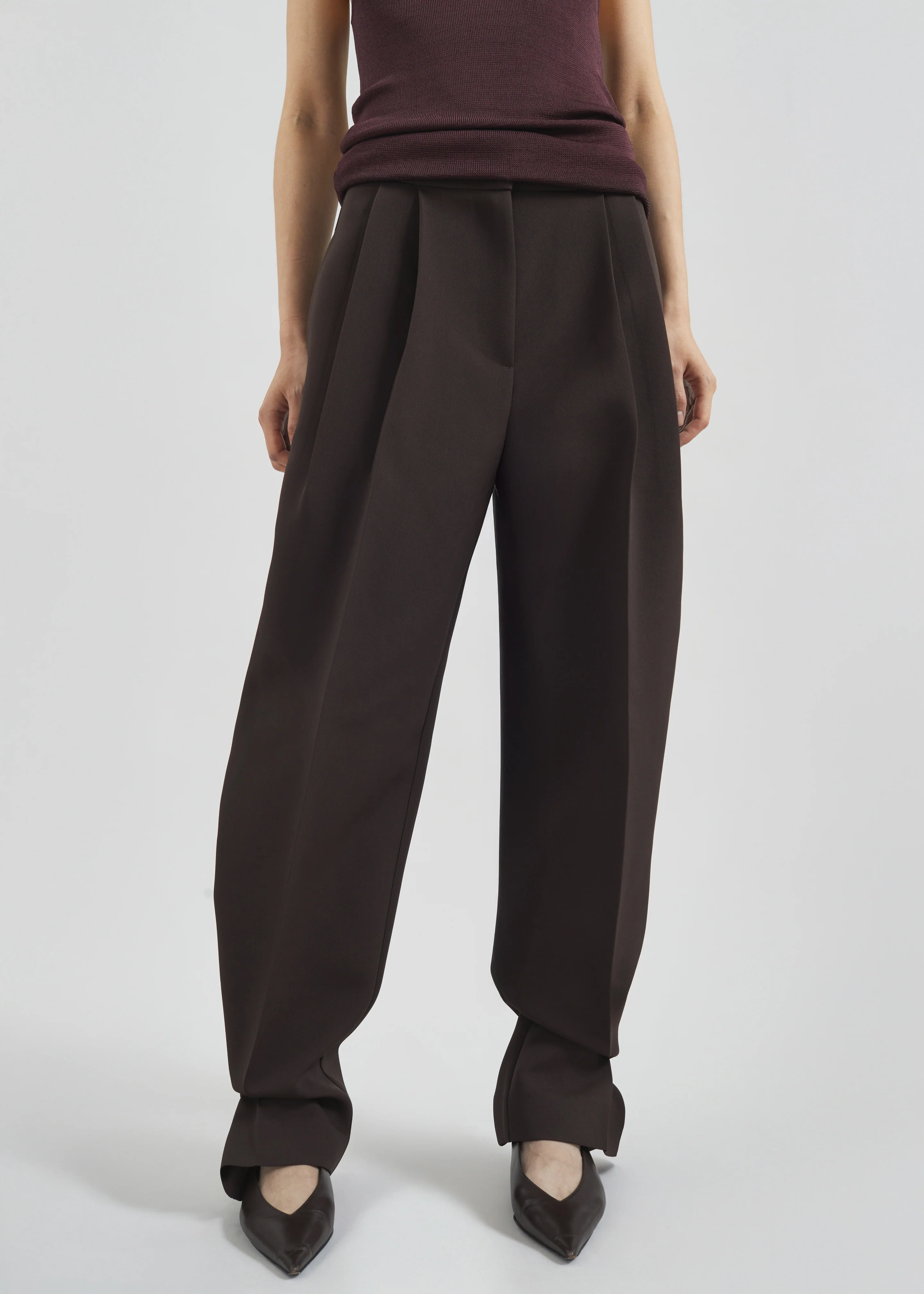 Doyer Pleated Trousers - Brown - Image 5