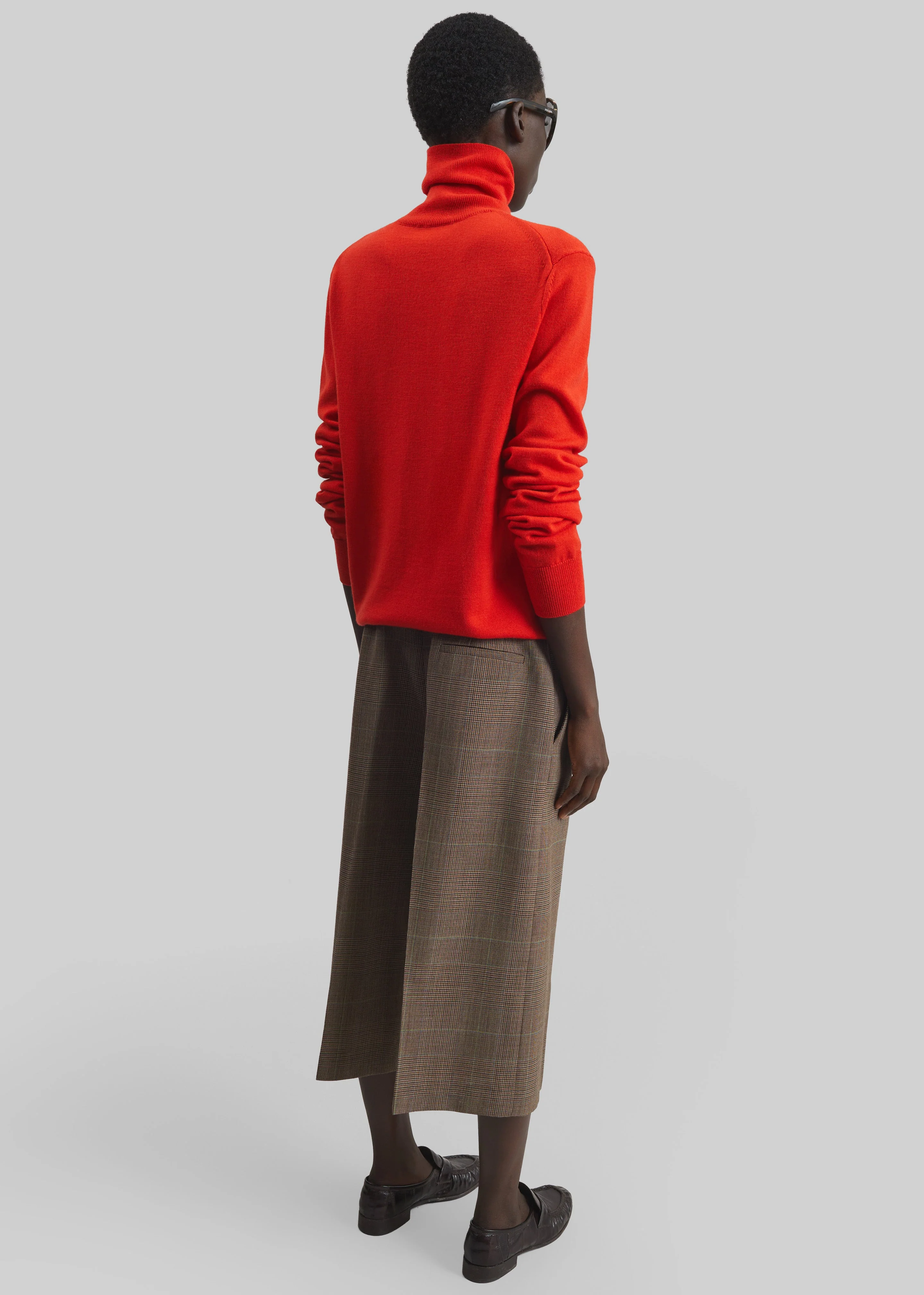 Eve Thin Turtleneck Sweater - Red - Image 6
