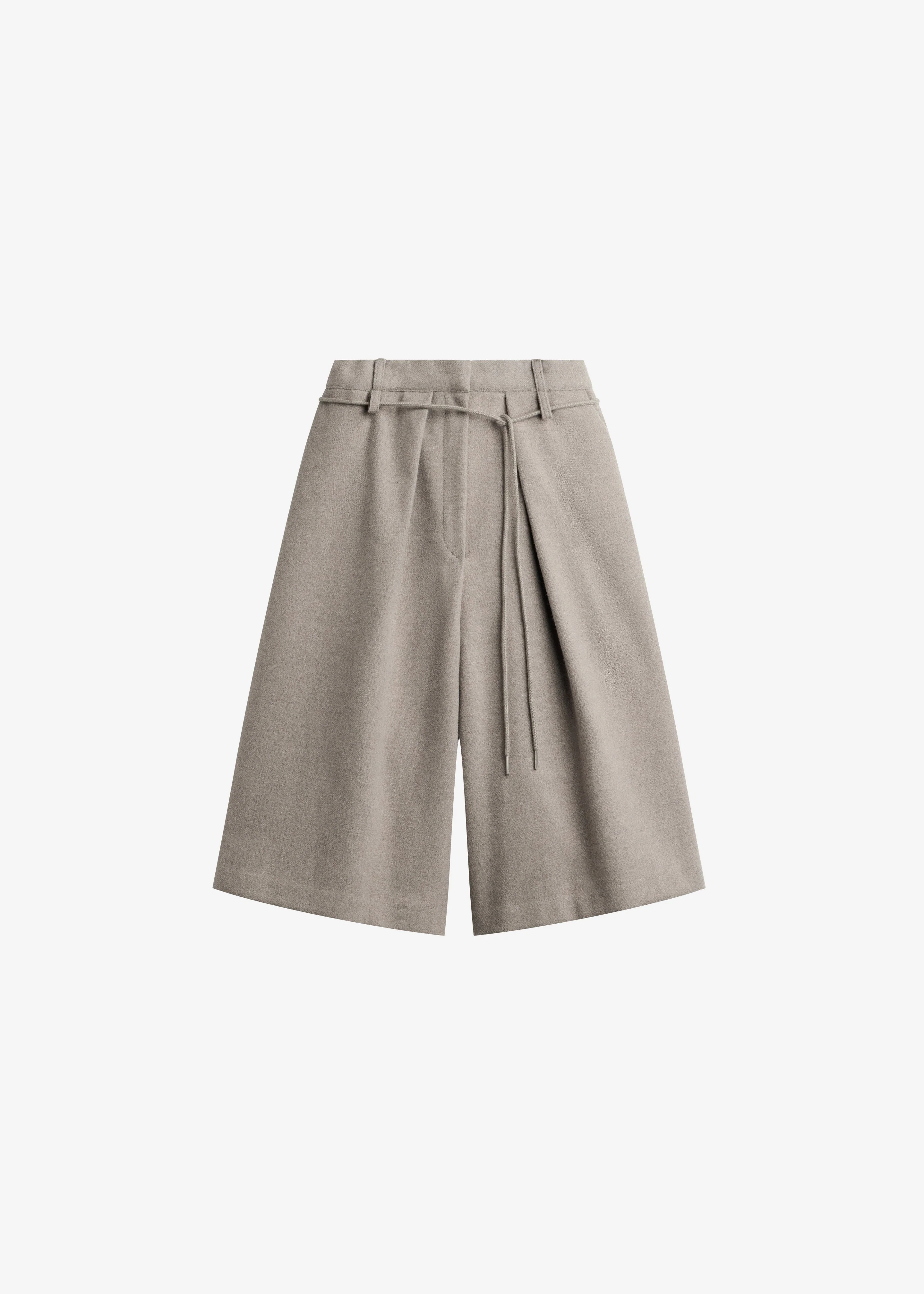 Hemavan Bermuda Shorts - Taupe - Image 8