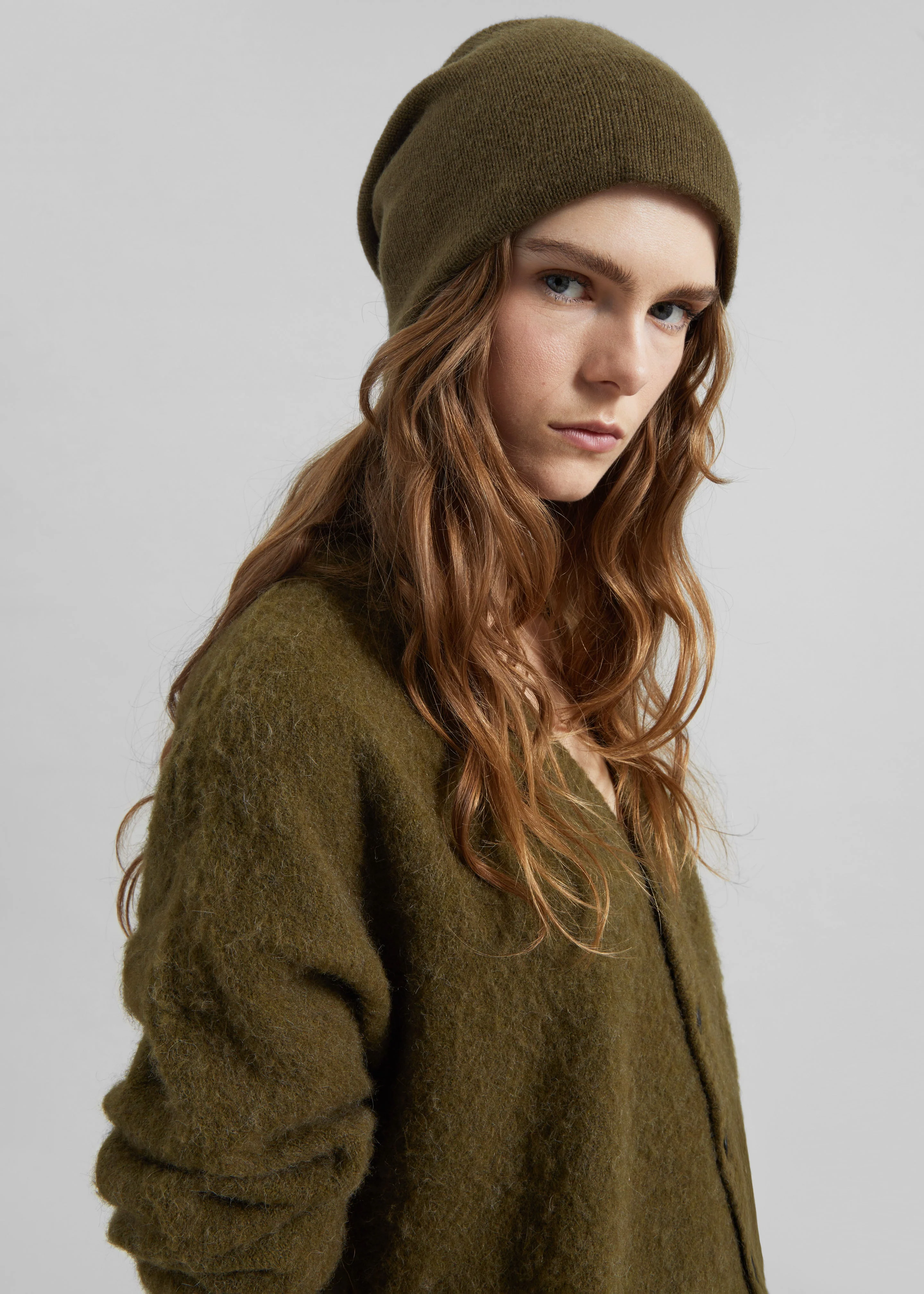 Inko Cashmere Beanie - Olive - Image 4