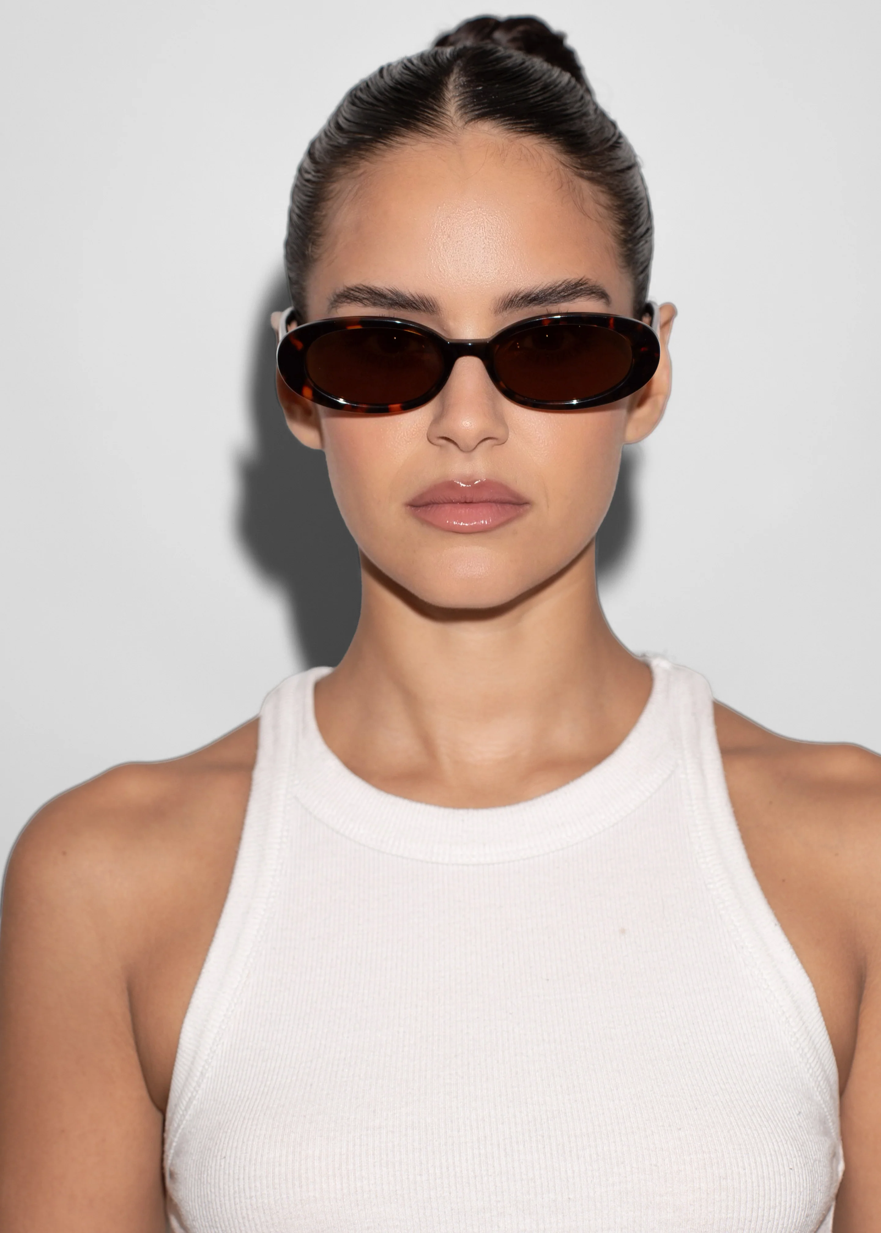 Karen Wazen Olivia Sunglasses - Tortoise - Image 3