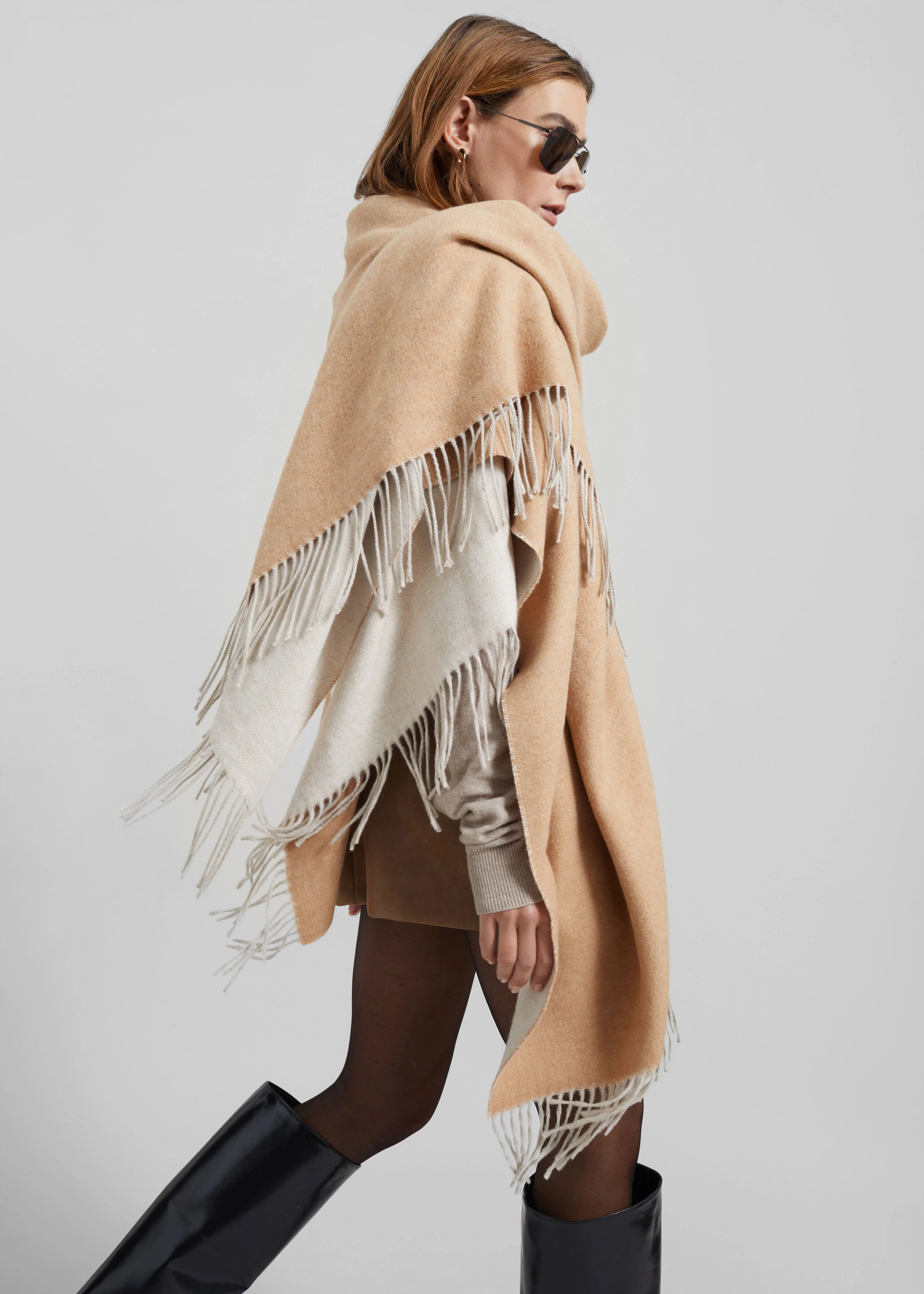 Kera Reversible Throw Blanket - Camel/Cream