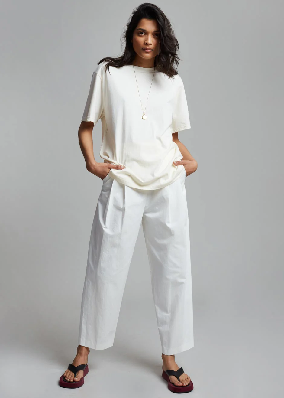 Lilou Simple Tee - Beige - Image 5