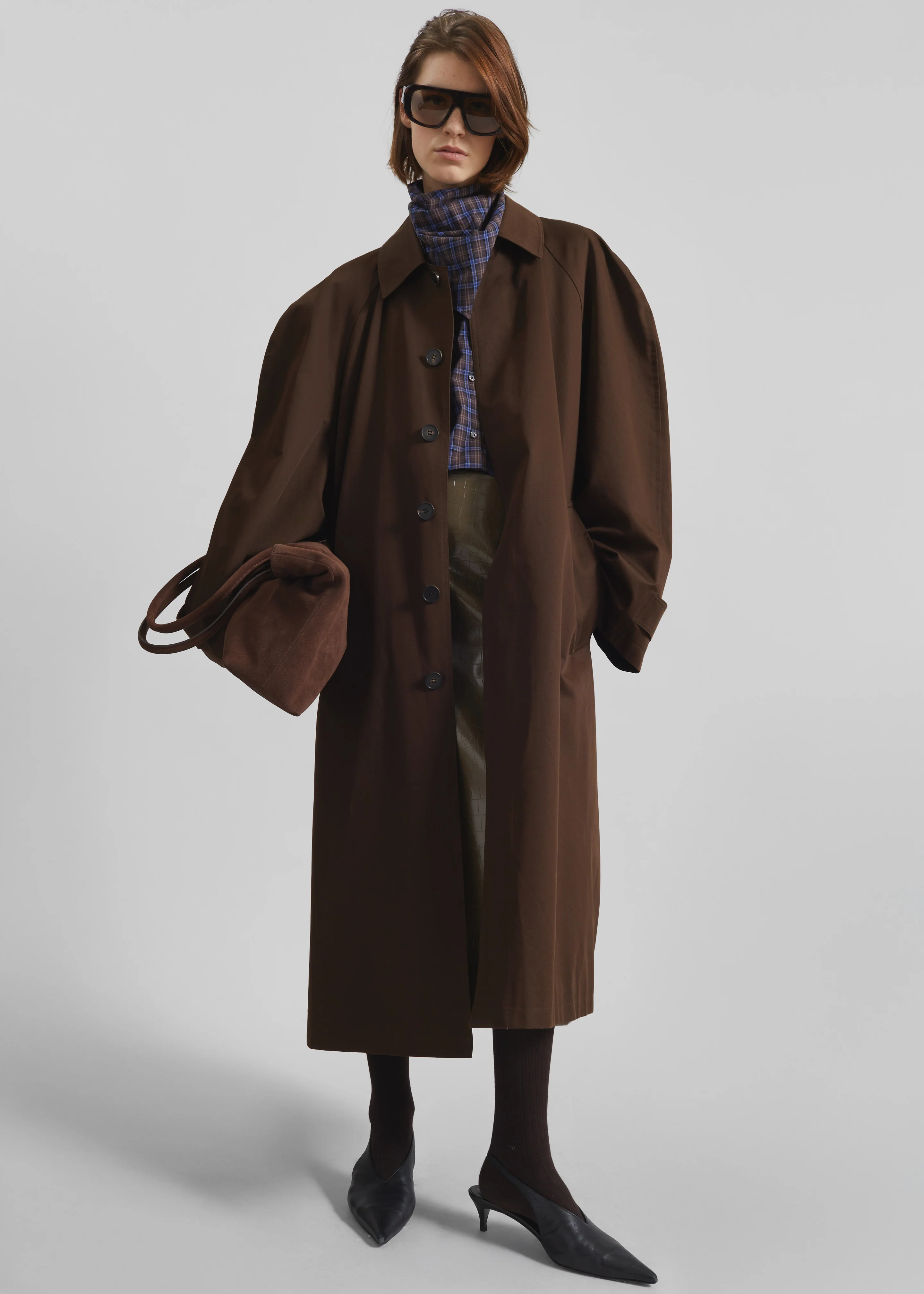 Low Classic Haricot Bag - Suede Brown - Image 4