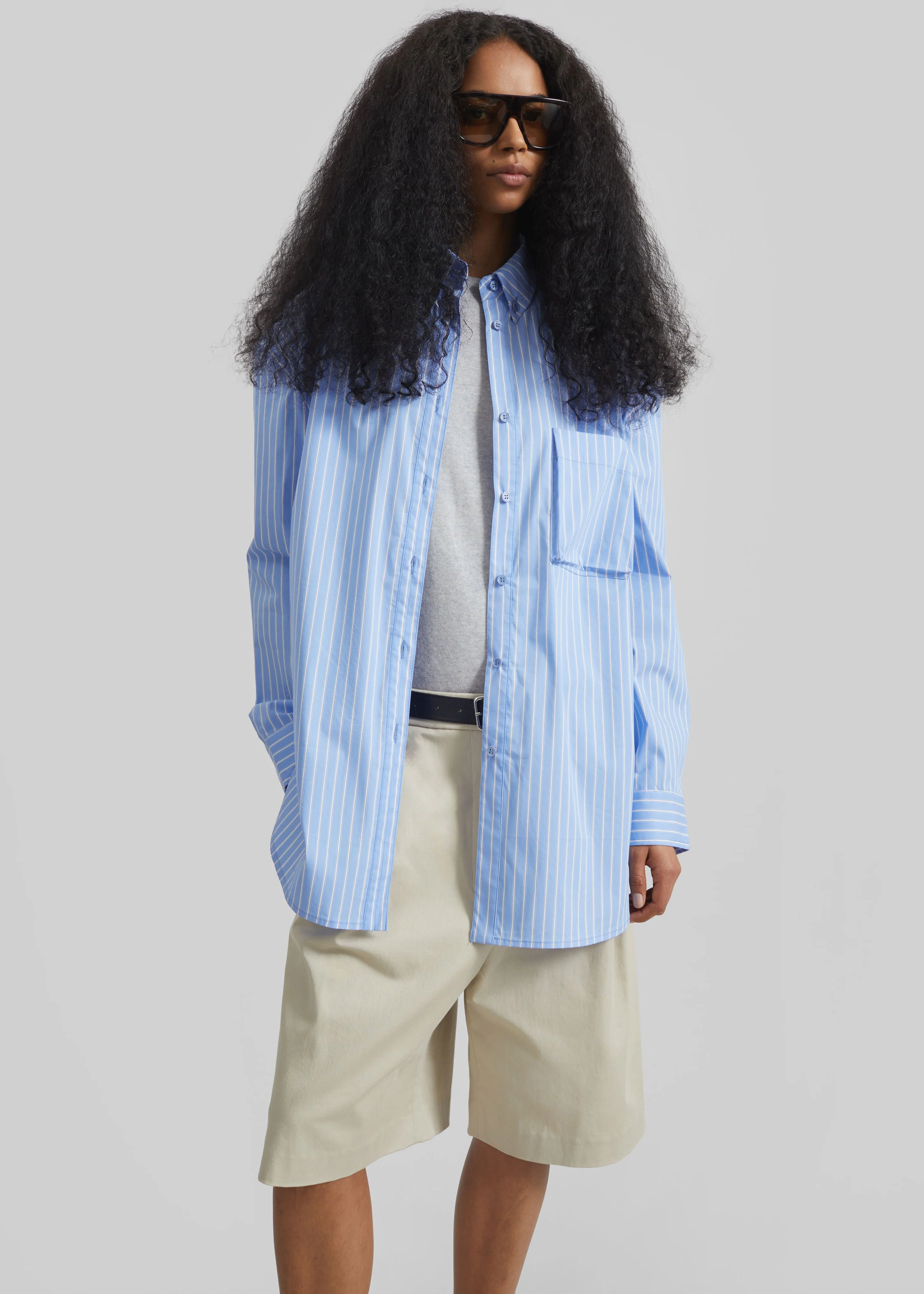 Marfa Cotton Pleated Bermuda - Light Beige - Image 7