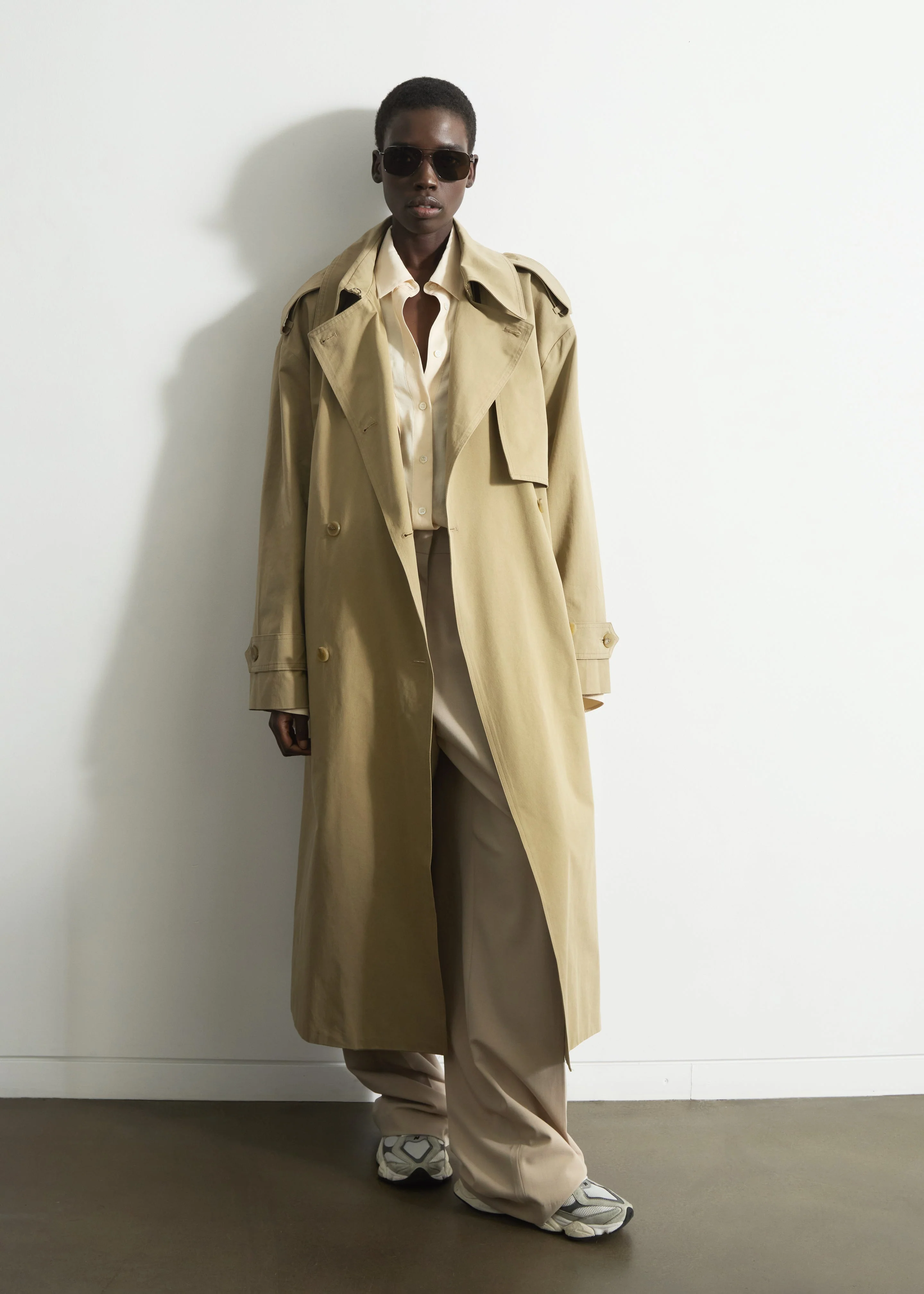 Nabesna Trench Coat - Beige - Image 7
