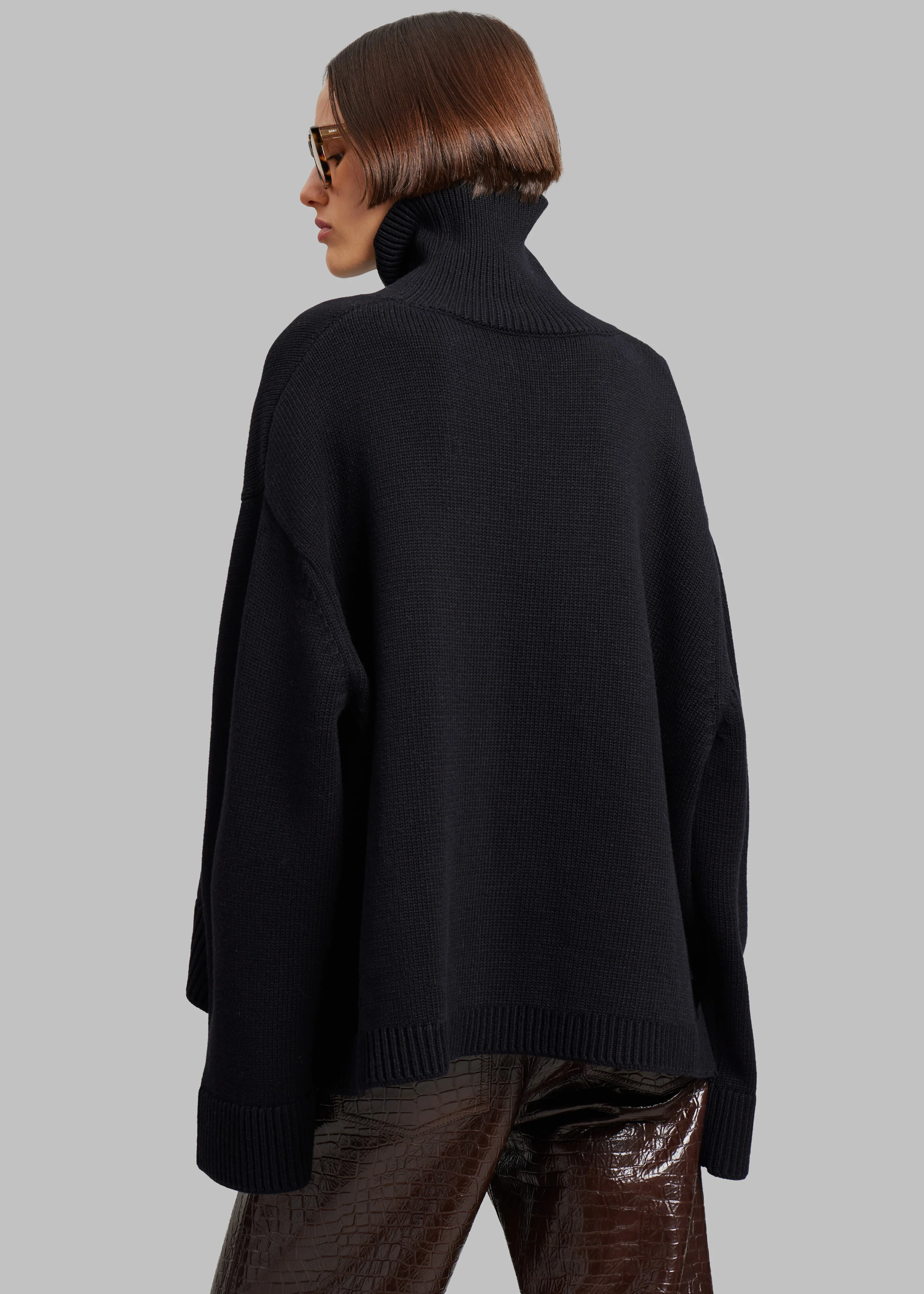 Rhea Trapeze Turtleneck - Black - Image 15