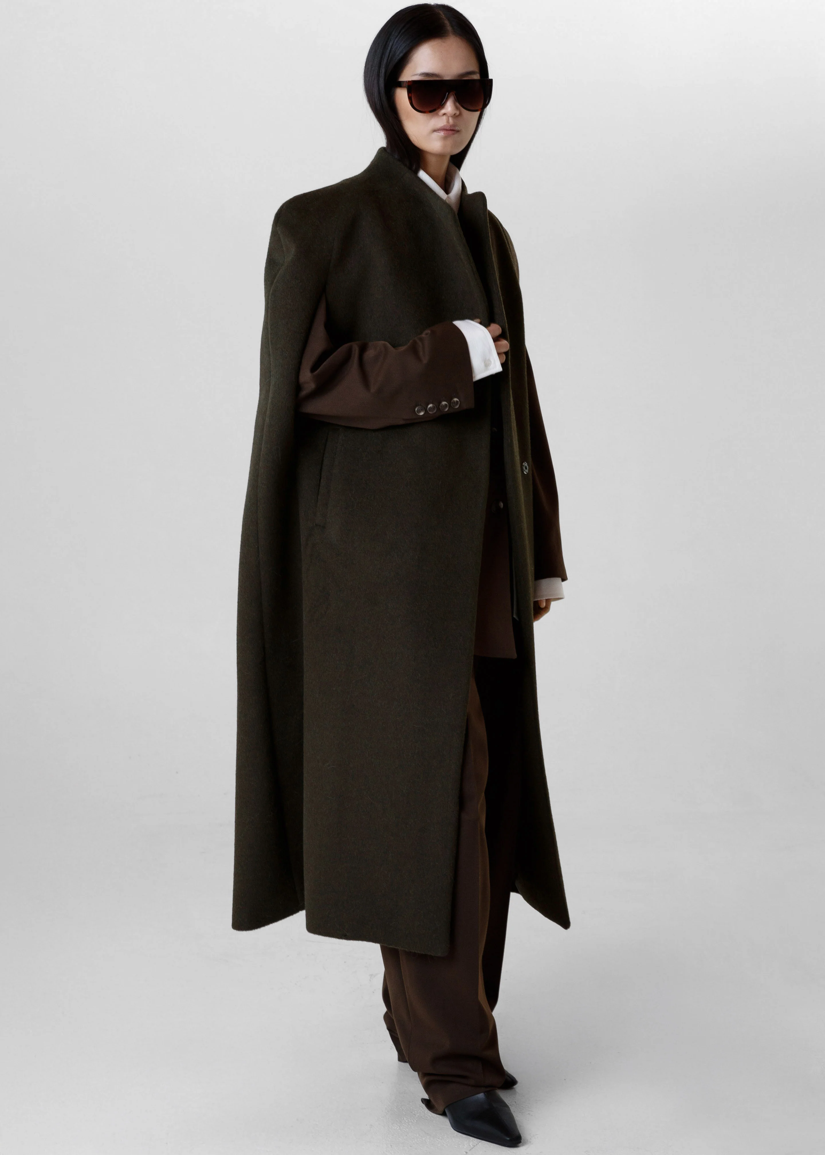 Roslev Cape Coat - Olive