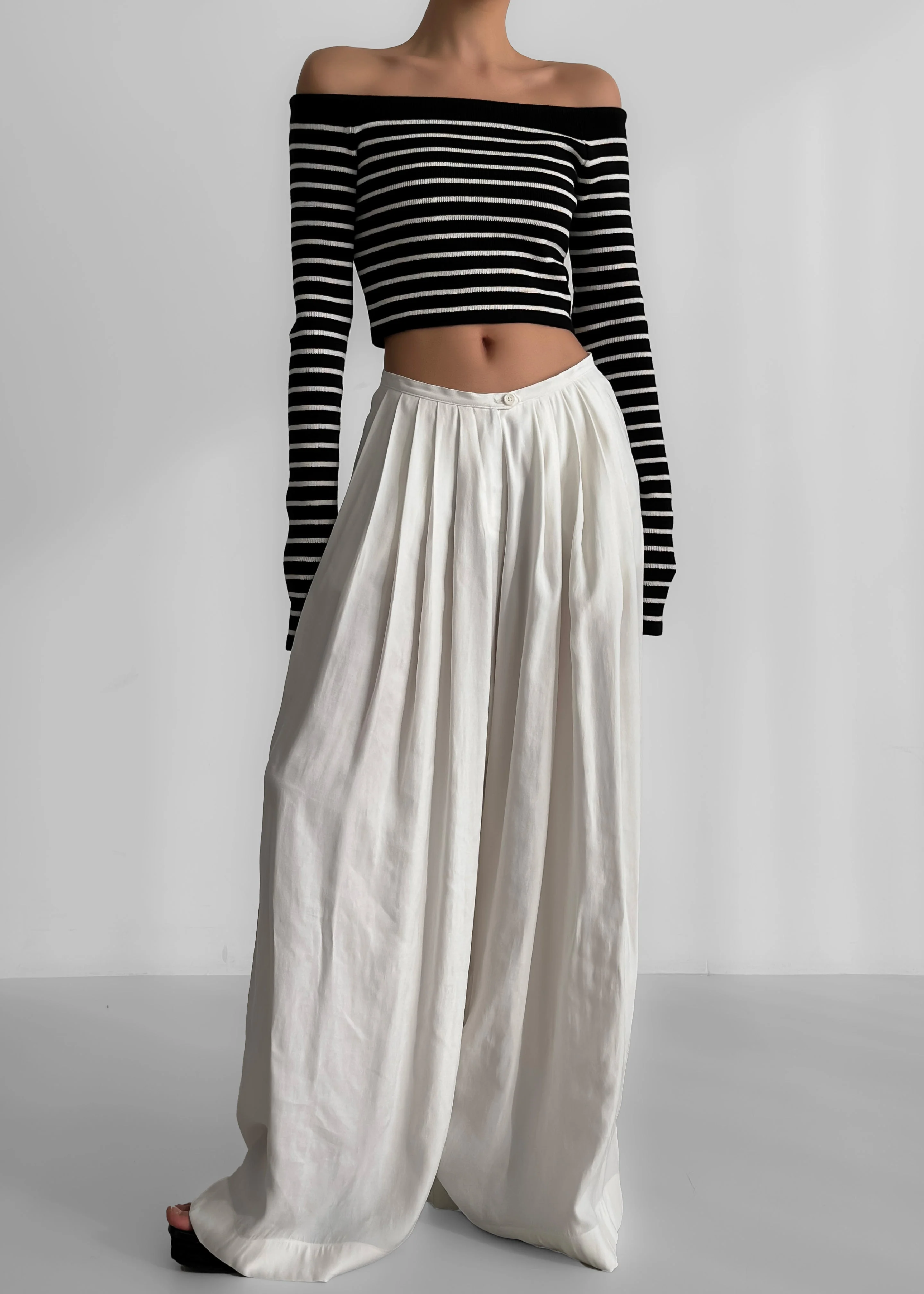 Sloane Wide Leg Trousers - White - Image 9