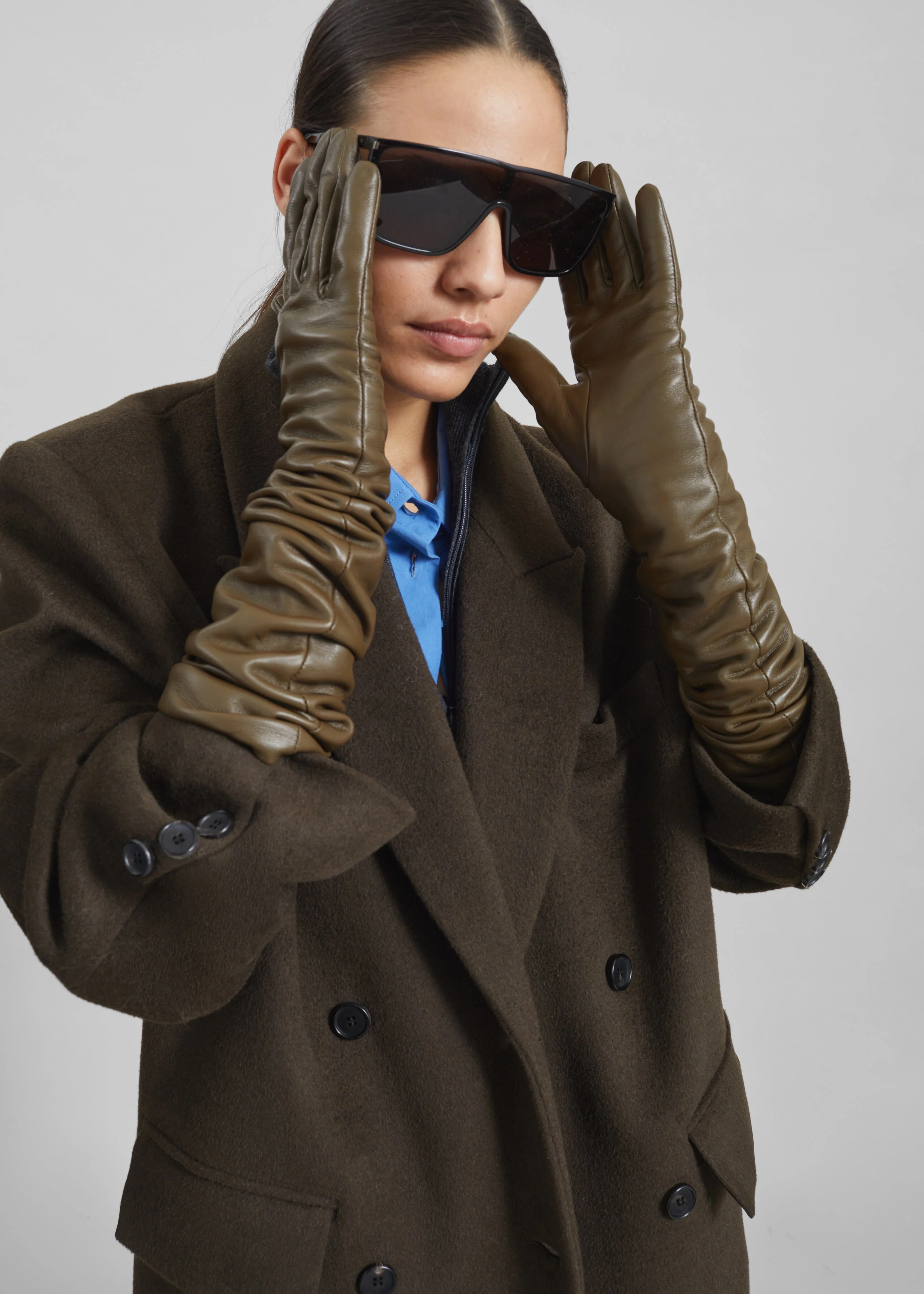 Veneto Long Leather Gloves - Dark Olive - Image 4