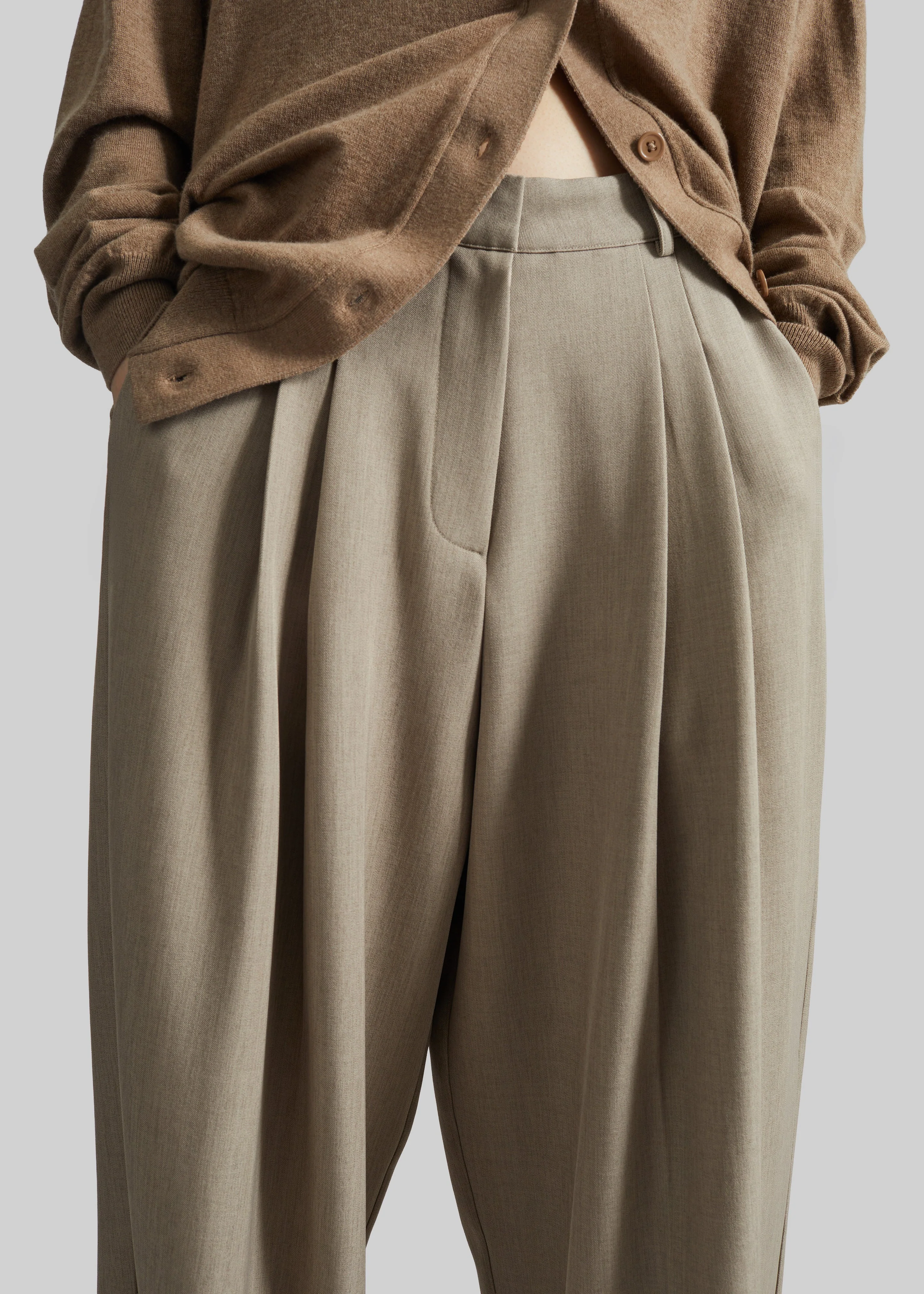 Venlo Pleated Trousers - Beige - Image 6