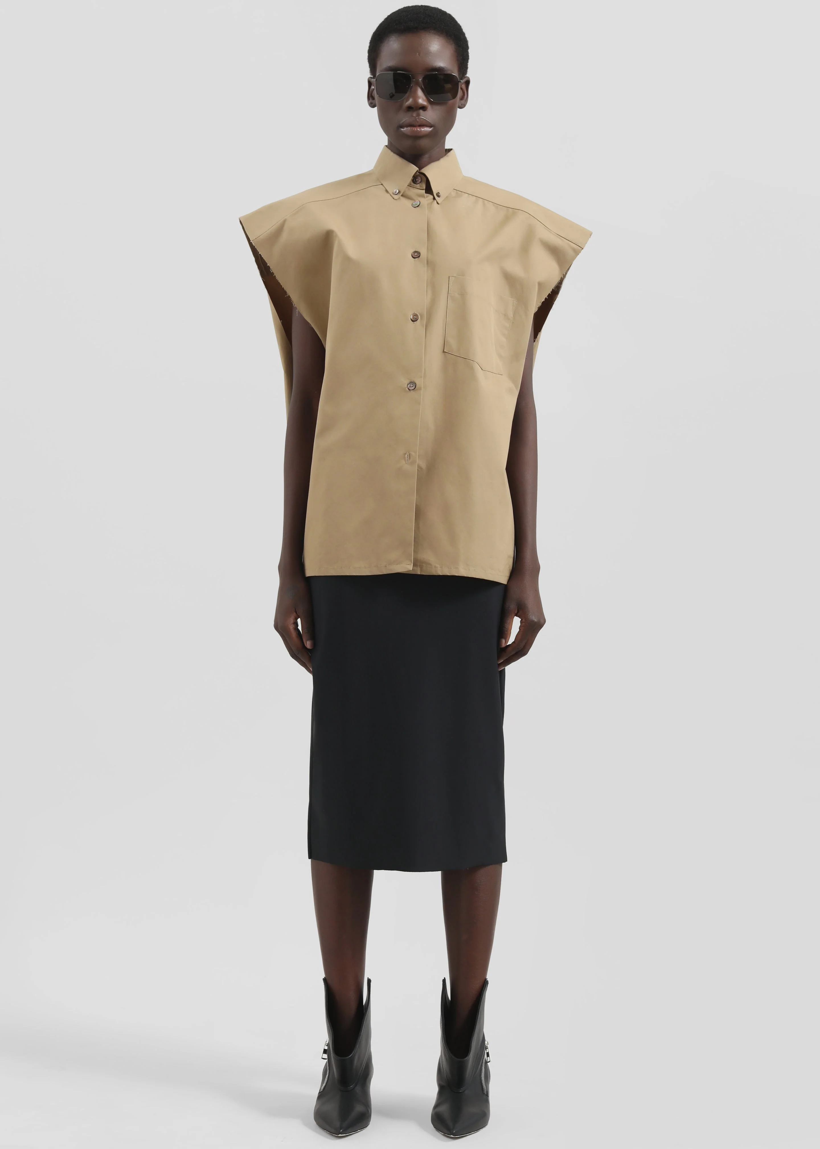 Viera Midi Skirt - Black - Image 4