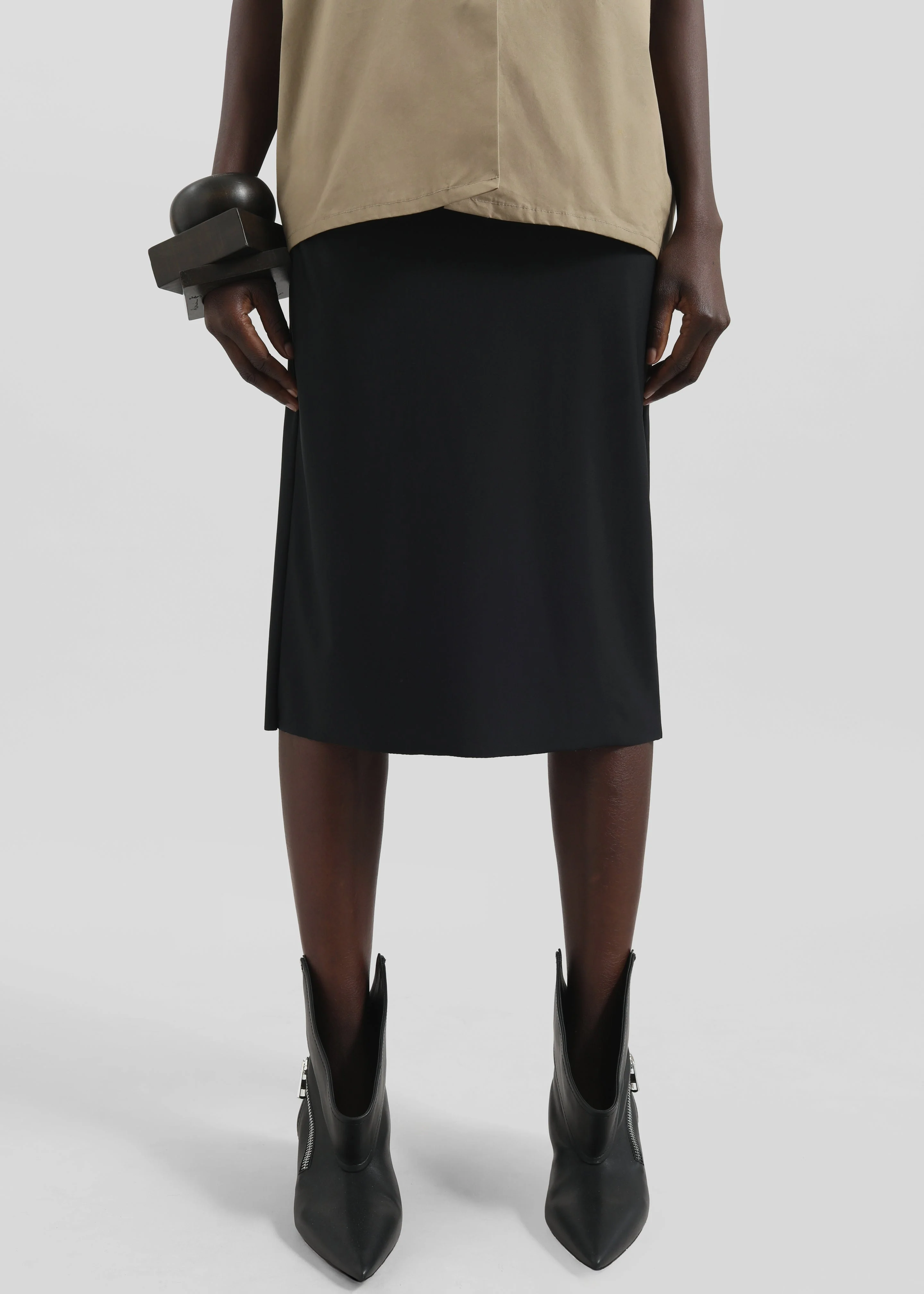 Viera Midi Skirt - Black - Image 5